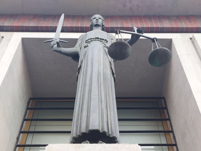 Pandemické normy se pohybovaly na hraně práva